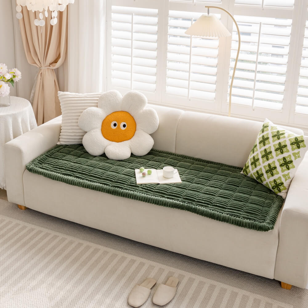 PlushGuard™ – Protector de Sofá Ultrasuave para Mascotas | Franela Premium, Antideslizante y Lavable
