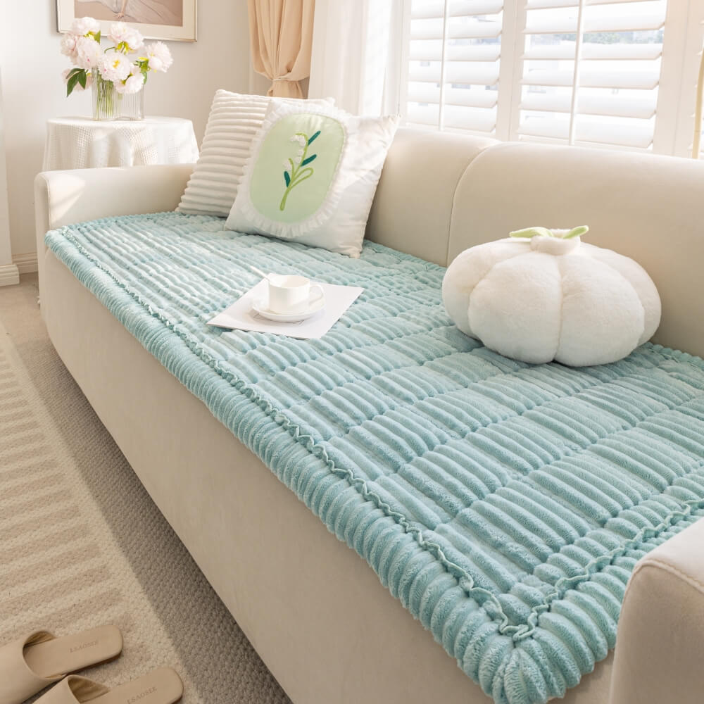 PlushGuard™ – Protector de Sofá Ultrasuave para Mascotas | Franela Premium, Antideslizante y Lavable