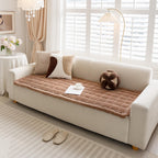 PlushGuard™ – Protector de Sofá Ultrasuave para Mascotas | Franela Premium, Antideslizante y Lavable