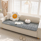 PlushGuard™ – Protector de Sofá Ultrasuave para Mascotas | Franela Premium, Antideslizante y Lavable